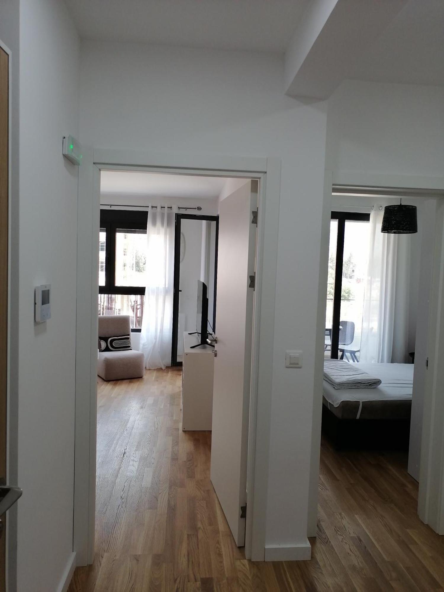 Vegi Apartments บาร์ ภายนอก รูปภาพ